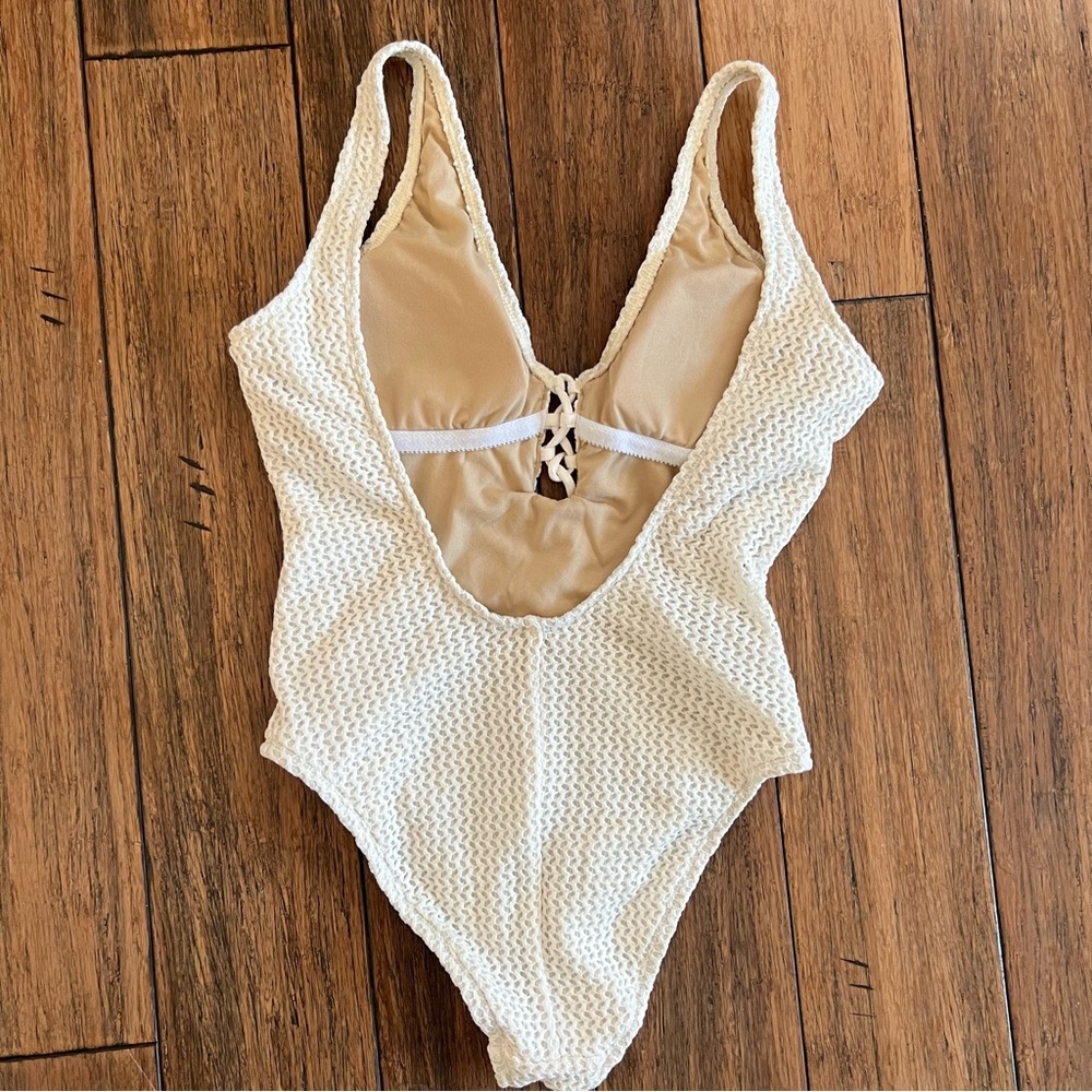 Shade Shore Cream Crochet One Piece Swimsuit Small Bathing Suit Lace Up White - Picture 5 of 12